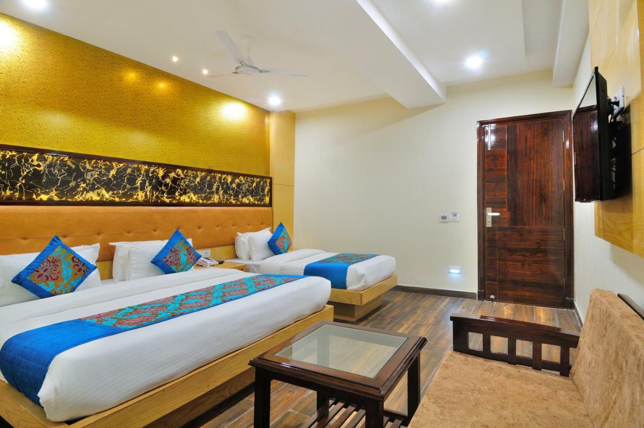 Hotel The Grand Uddhav à New Delhi Extérieur photo