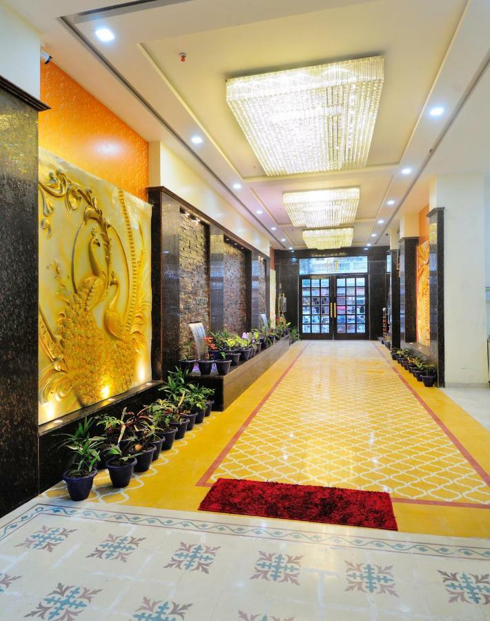Hotel The Grand Uddhav à New Delhi Extérieur photo