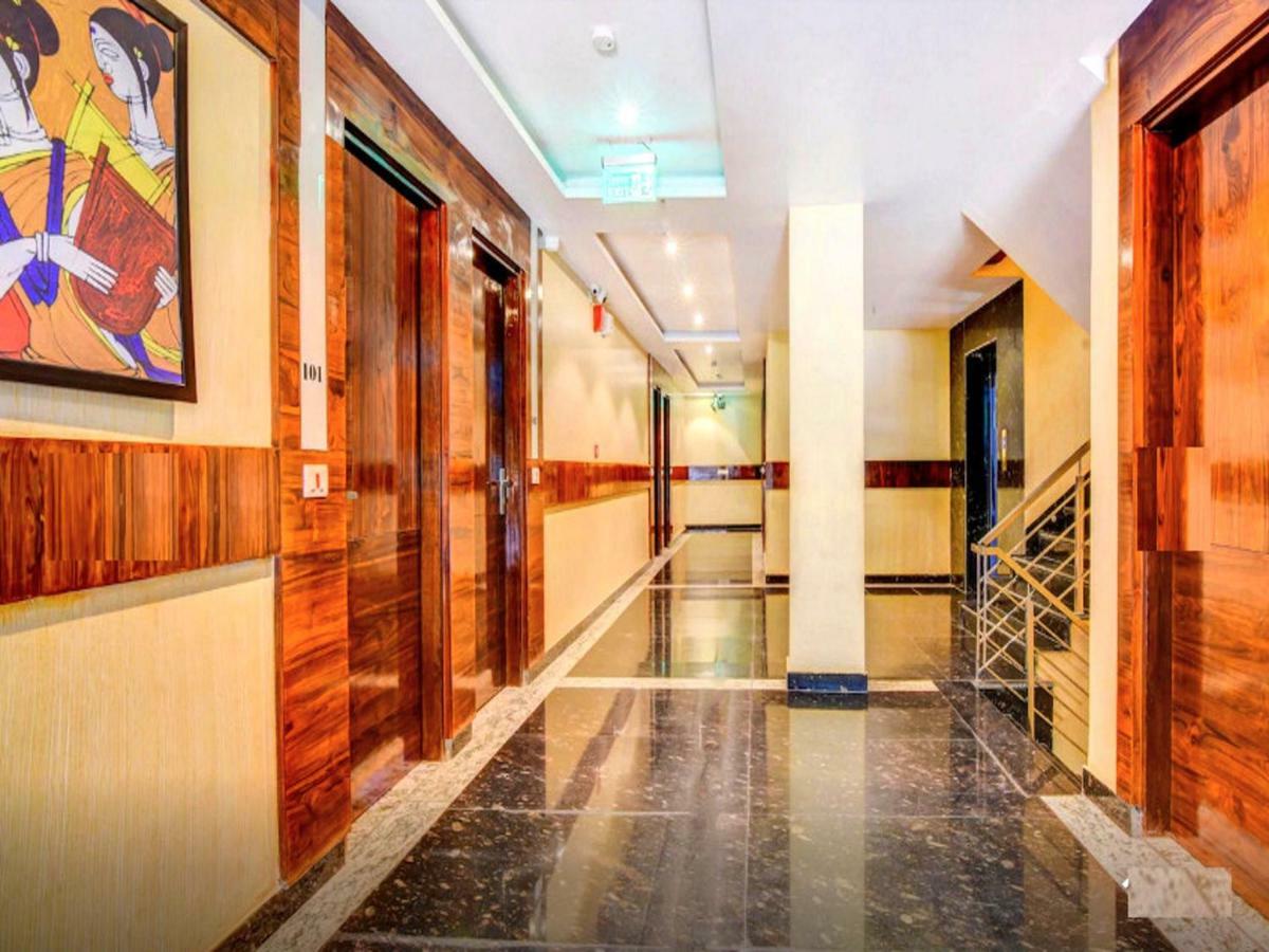 Hotel The Grand Uddhav à New Delhi Extérieur photo