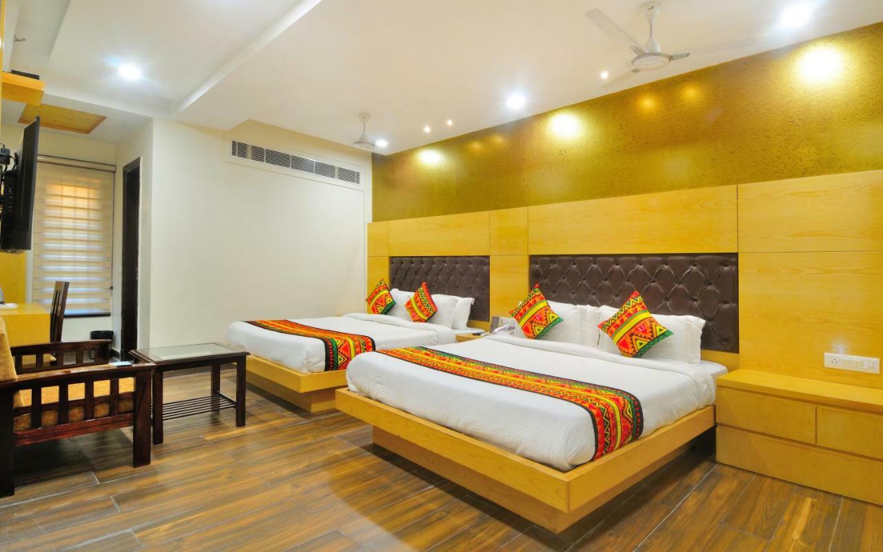 Hotel The Grand Uddhav à New Delhi Extérieur photo