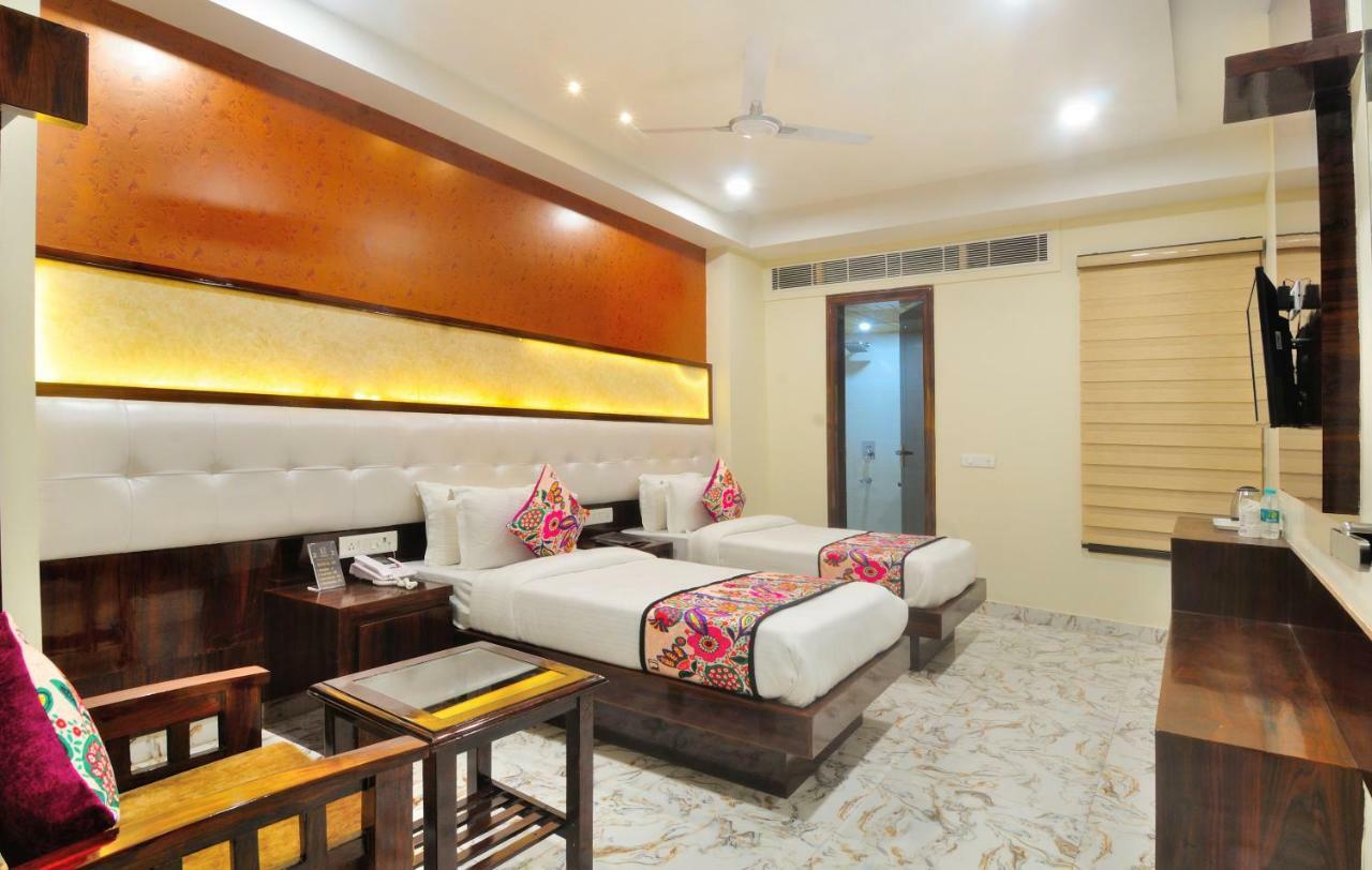 Hotel The Grand Uddhav à New Delhi Extérieur photo